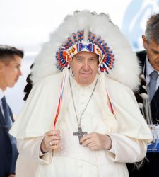 Gli indigeni canadesi chiedono al papa la restituzione di manufatti conservati ai Musei Vaticani 