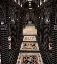 Scoperto il pavimento del Duomo di Siena. Ecco le date