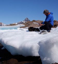 Quando l'arte studia lo scioglimento dei ghiacciai. Il lavoro di Roberto Ghezzi in Groenlandia