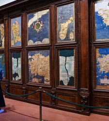Firenze, la Sala delle Carte Geografiche riapre dopo un anno di restauri 
