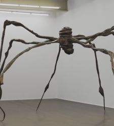 Art Basel, venduto a 40 milioni di dollari un grande ragno di Louise Bourgeois