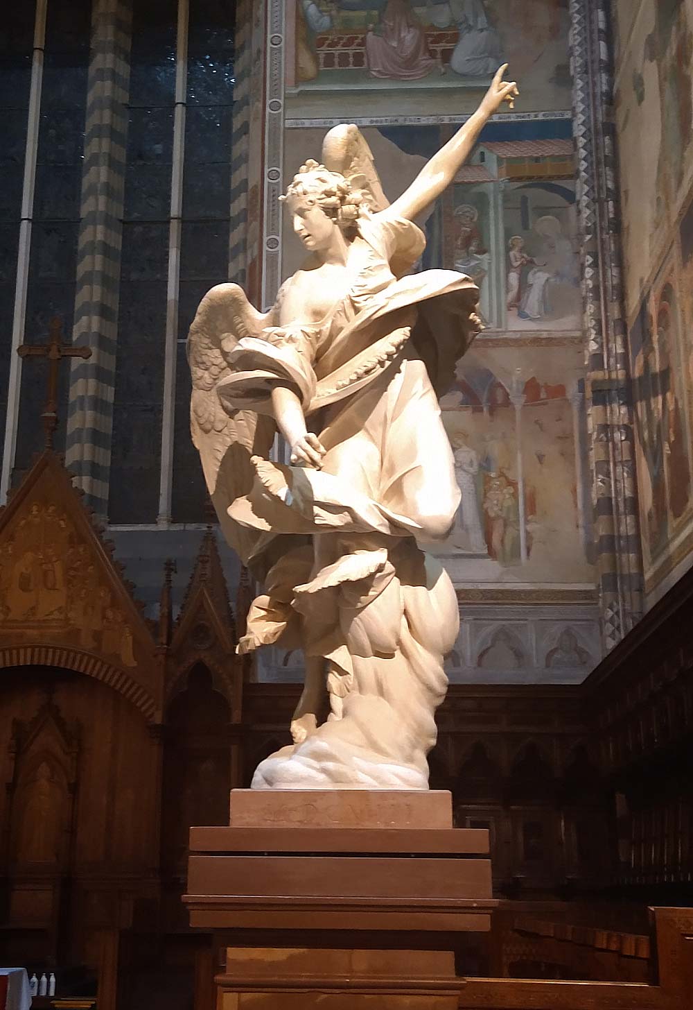 Annunciazione di Francesco Mochi, l'angelo. Foto: Finestre sull'Arte