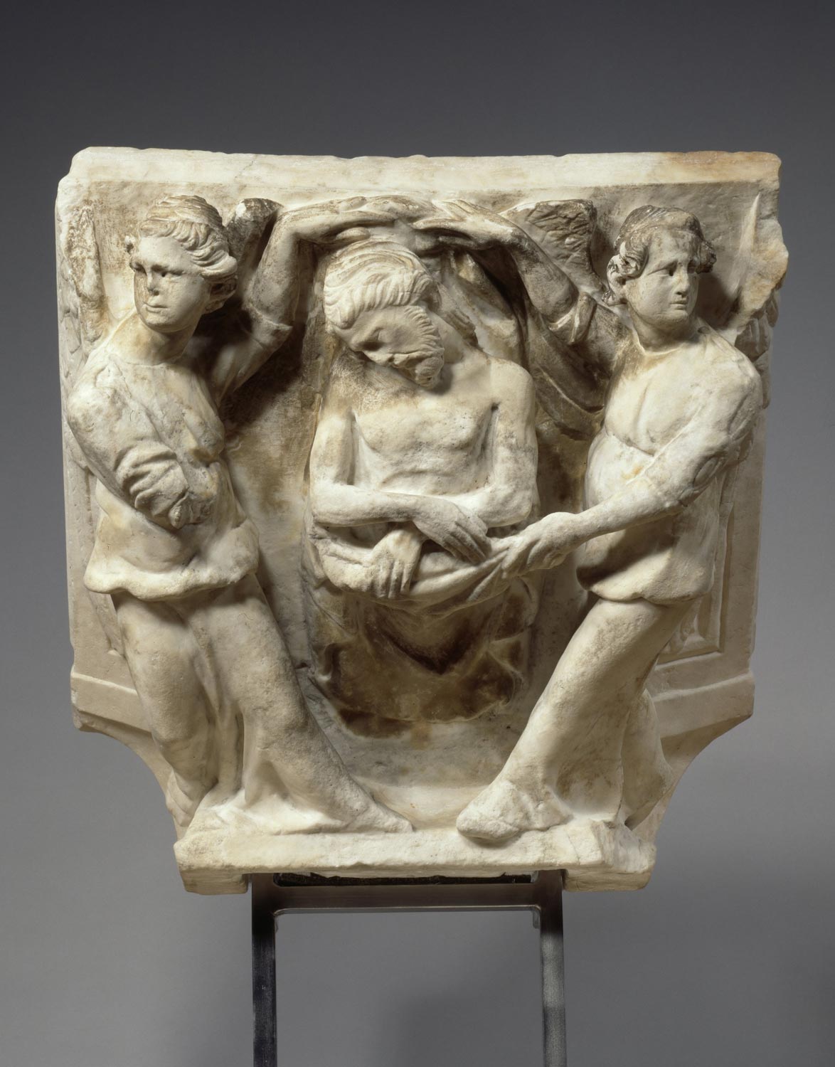 Giovanni Pisano, Piéta et anges (1301 ; marbre, hauteur 34 cm ; Berlin, Bode Museum)