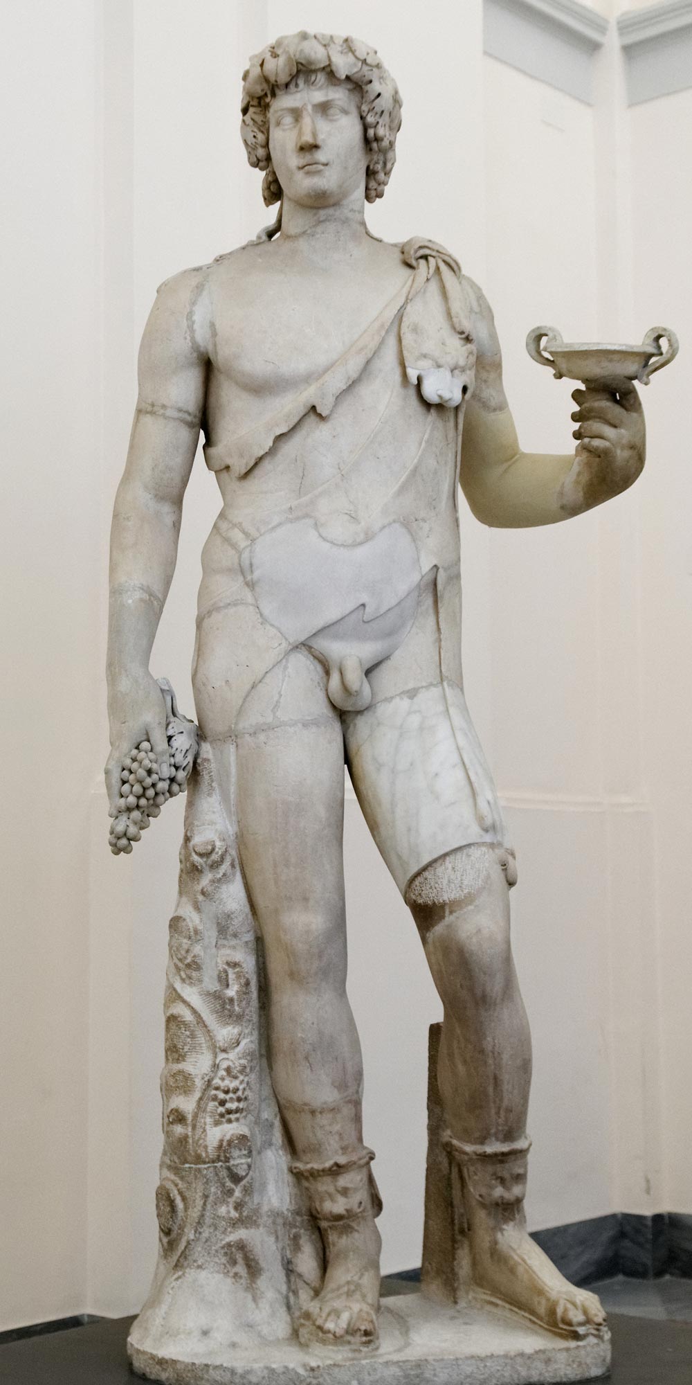 Roman art, Antinous-Bacco (2nd century AD; marble; Naples, National Archaeological Museum).
