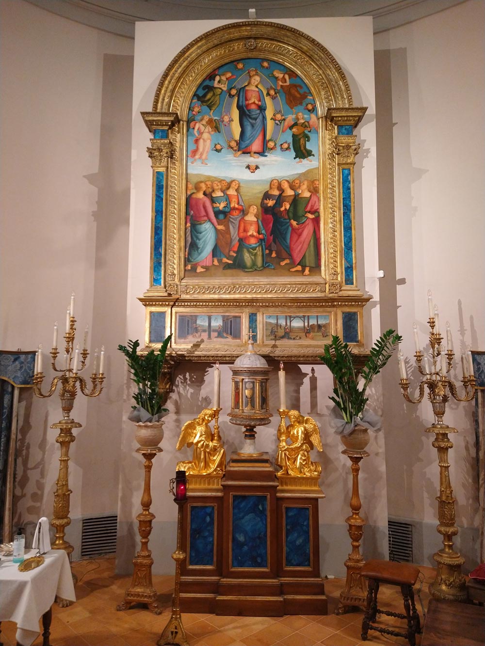 The Corciano Altarpiece in the church of Santa Maria Assunta