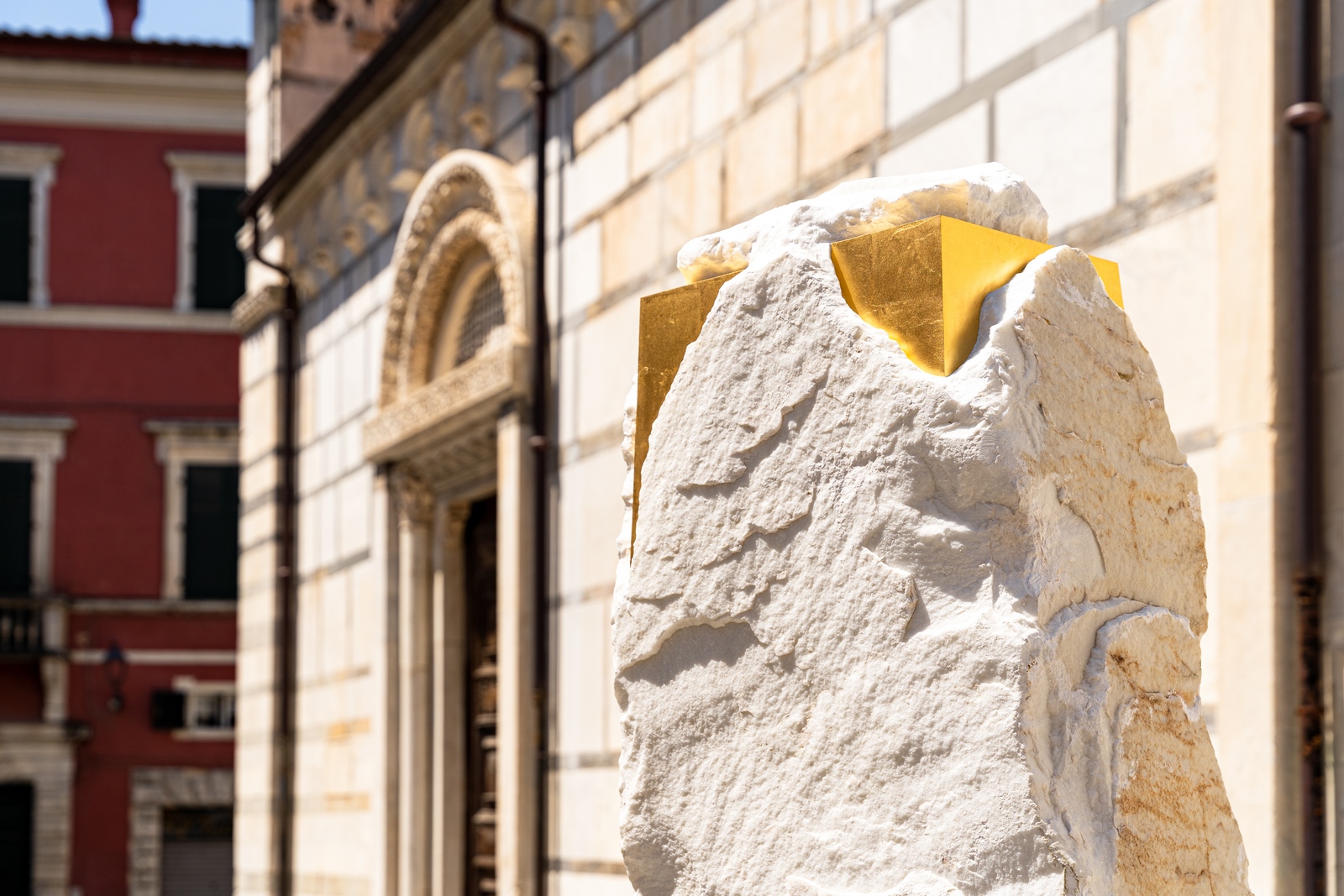 White Carrara, another missed opportunity to talk about marble: review ...