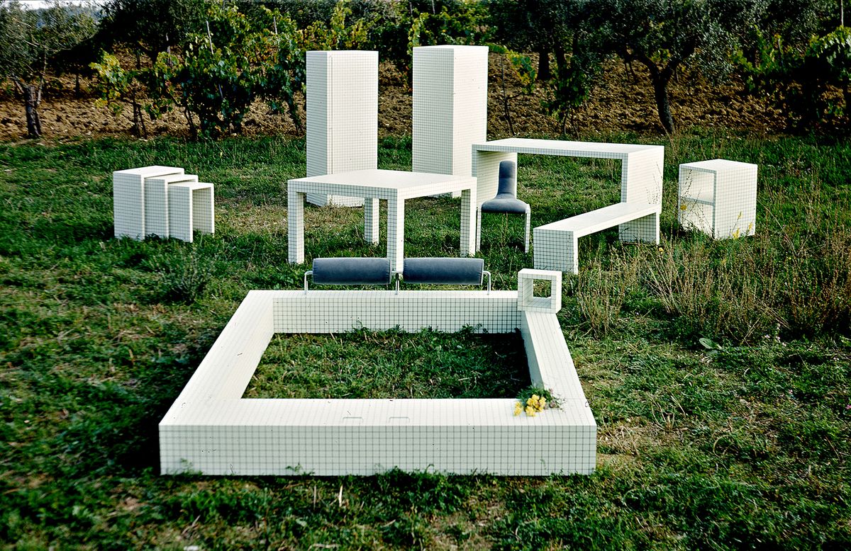 The furniture in the Measure series