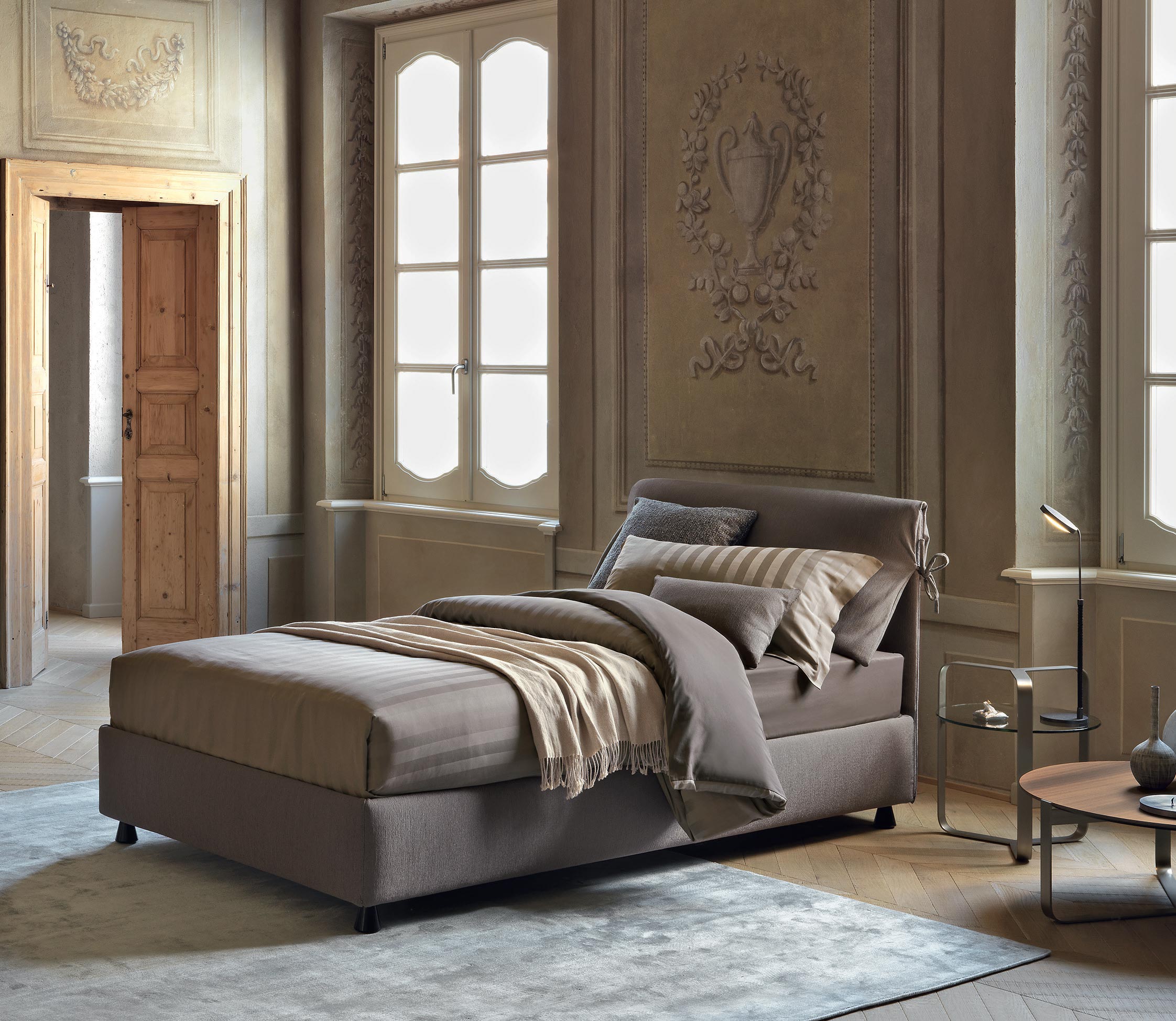 Nathalie single bed ambientato