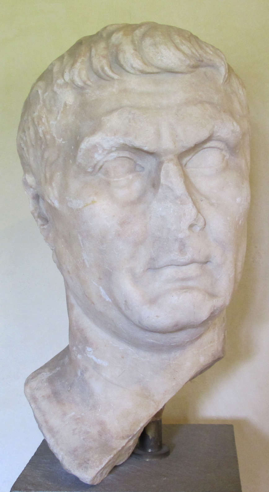 Arte romana, Ritratto virile (I secolo d.C.; marmo; Arezzo, Museo Archeologico Nazionale Gaio Cilnio Mecenate)