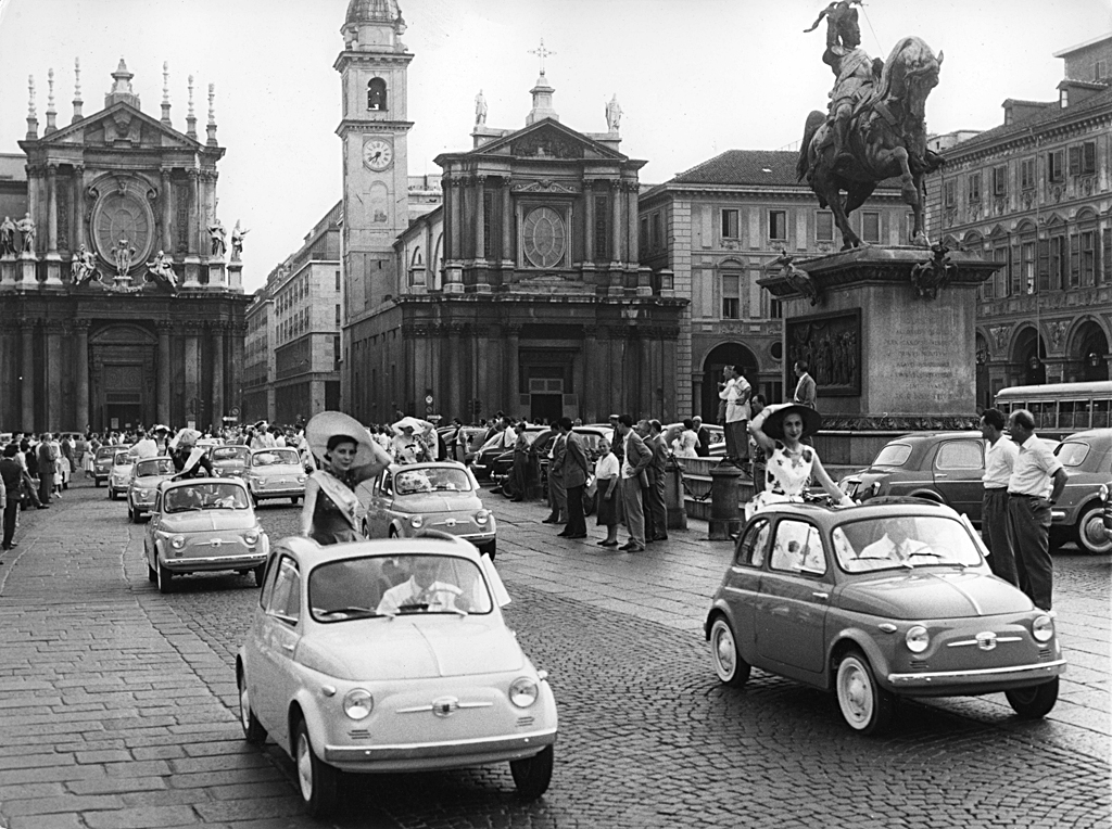 FIAT 500 in Turin (1957)