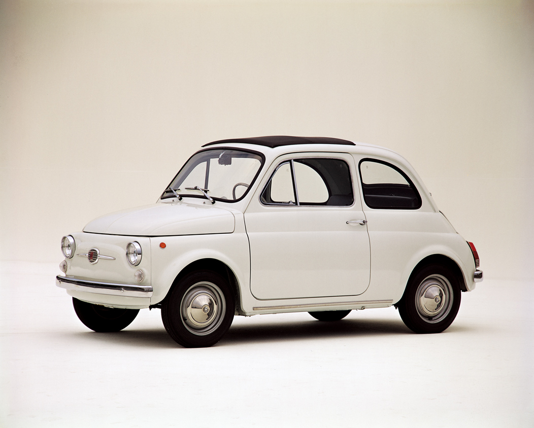 La nuova FIAT 500 del 1957