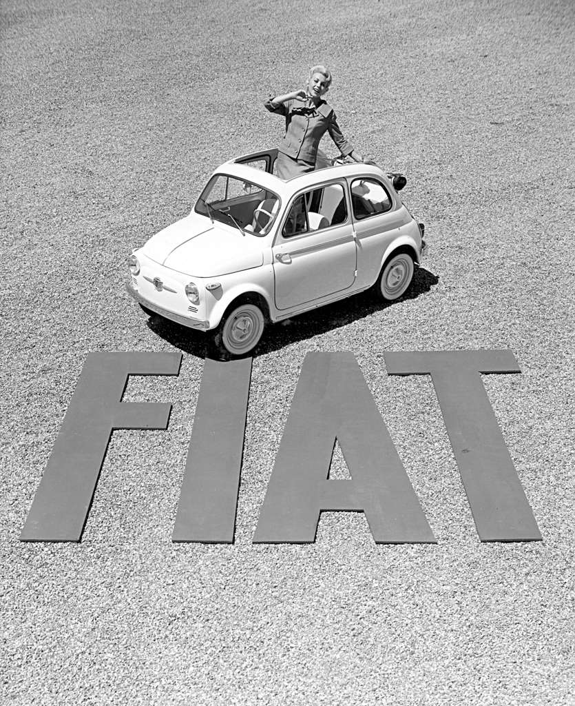 La nuova FIAT 500 del 1957