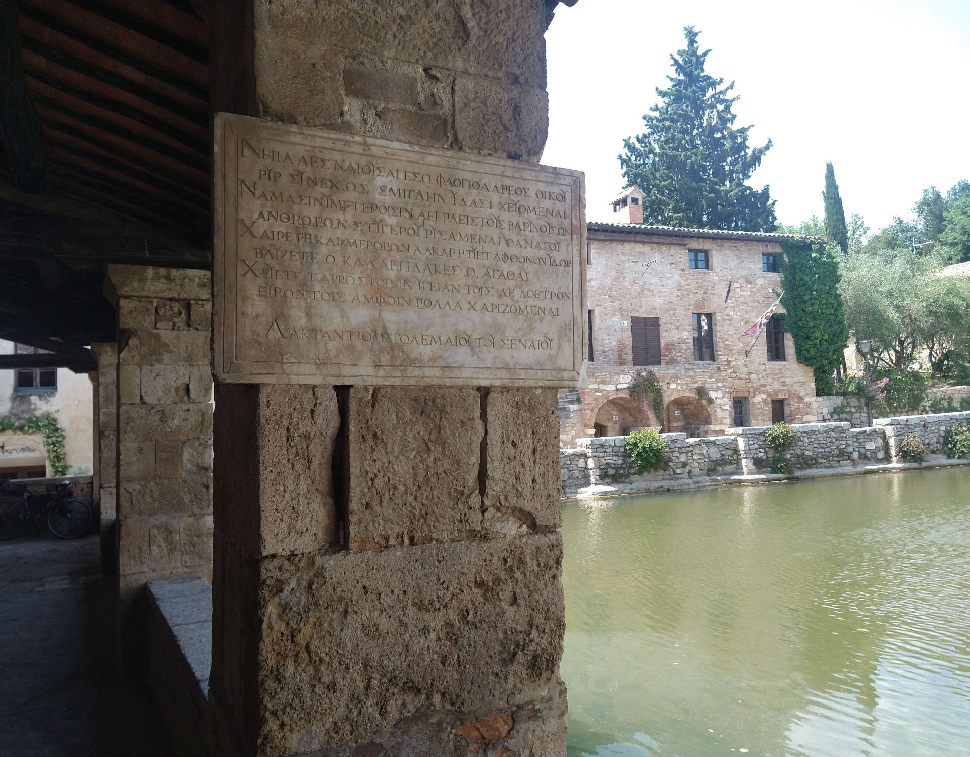 Bagno Vignoni. Photo: Finestre Sull'Arte