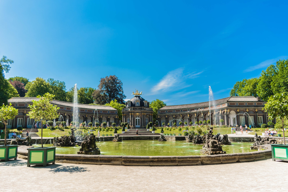 Temple of the Sun and Orangerie at the Hermitage. Photo by Meike Kratzer / Bayreuth Marketing & Tourismus GmbH