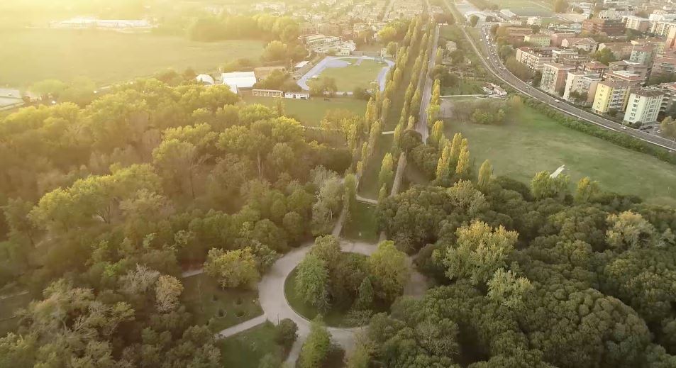 Il Bosco Virgiliano dall'alto. Foto: TEA Rete Luce srl