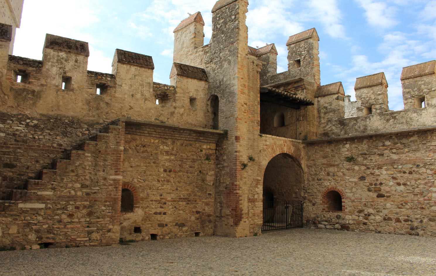 Sirmione Castle