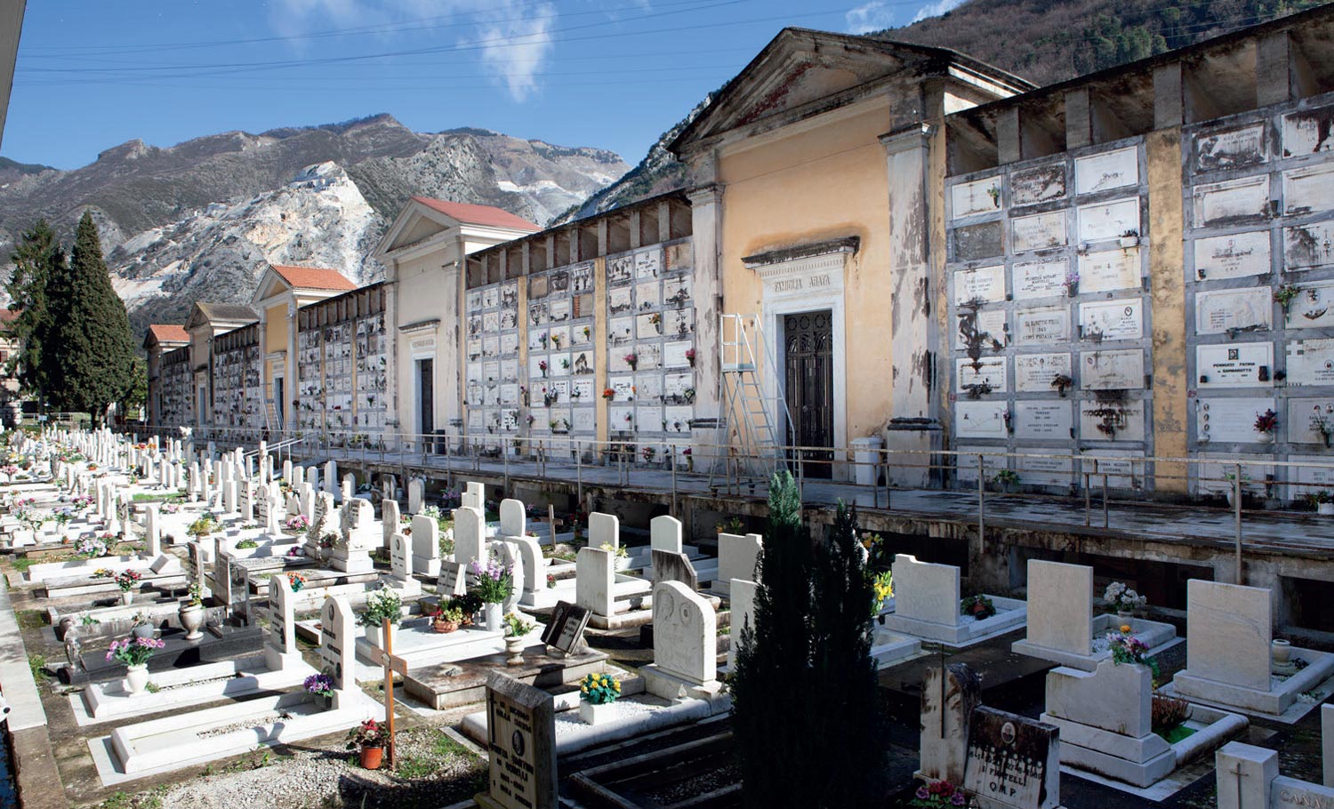 The monumental cemetery of Marcognano. Photo: Alessandro Pasquali / Danae Project