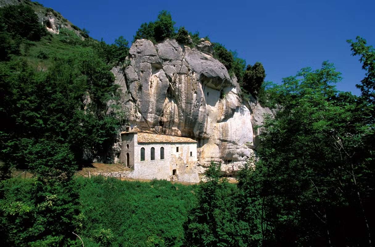 L'eremo di Sant'Onofrio di Serramonacesca