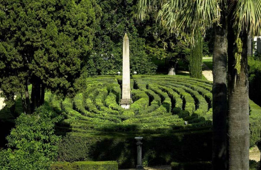 The labyrinth of the Quirinal
