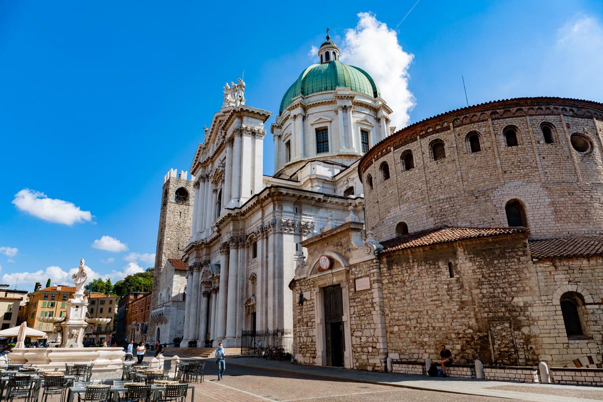 The New Cathedral and the Old Cathedral. Photo: Brescia Tourism