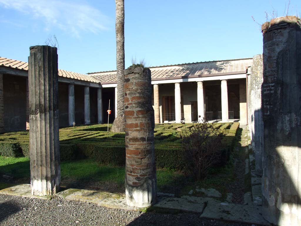 Pompeii, House of the Labyrinth. © Jackie and Bob Dunn