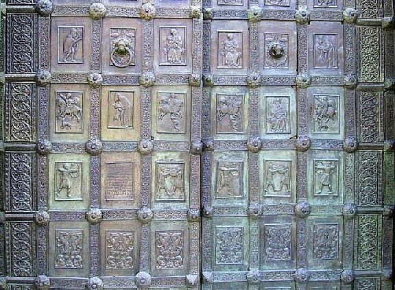 Detail of the bronze door