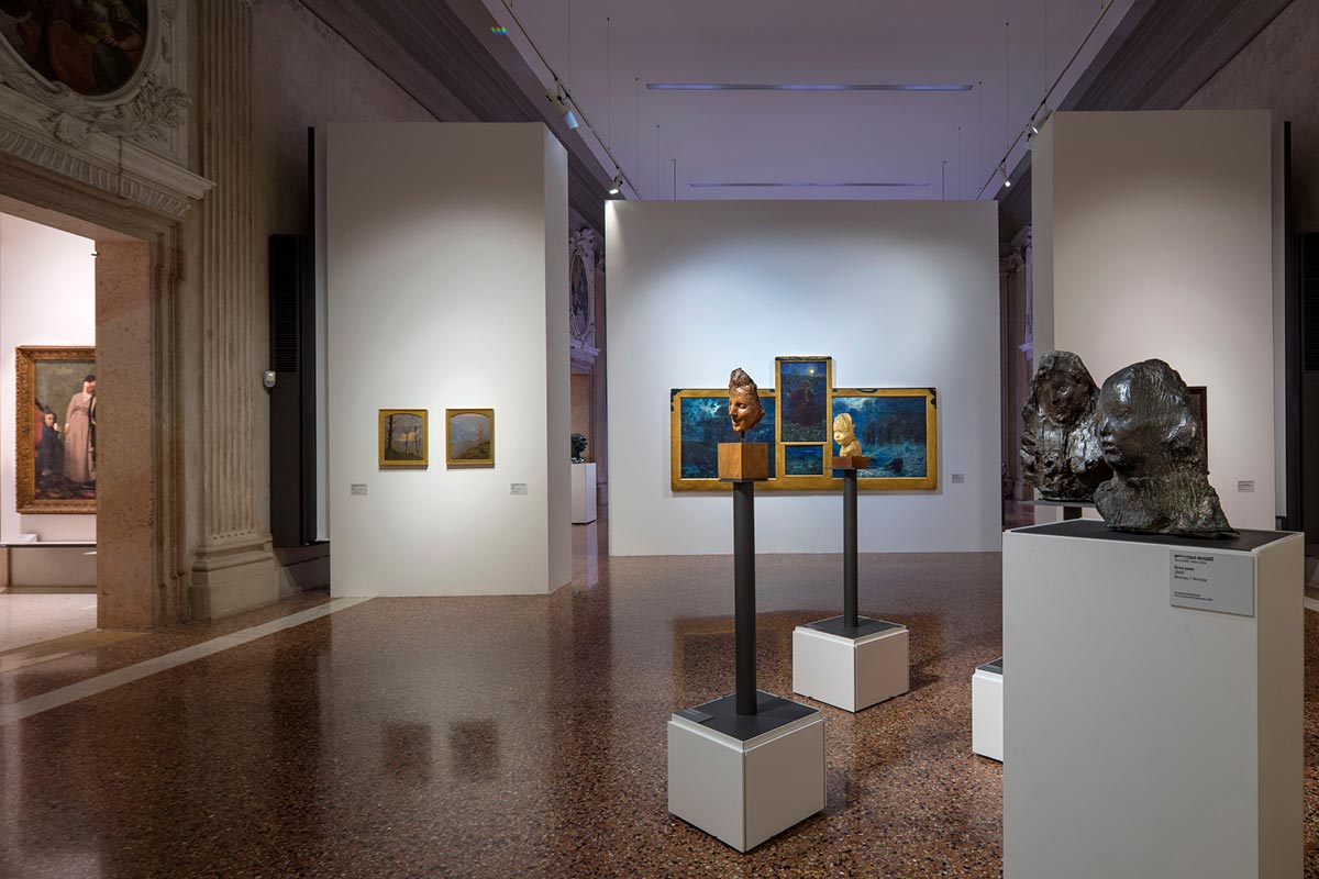 Ca' Pesaro and the International Gallery of Modern Art.