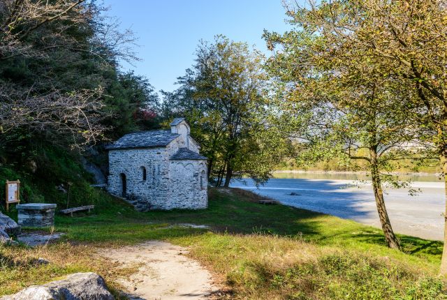 Il tempietto di San Fedelino