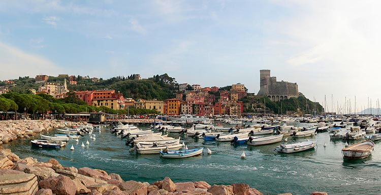 View of Lerici. Photo: thhe.dk