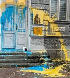 Russia, 15 anni di carcere a street artist che aveva imbrattato municipio per protesta contro guerra