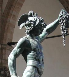 Benvenuto Cellini's Perseus. The story of a masterpiece of Mannerism.