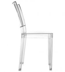 L'archetipo della seduta: La Marie di Philippe Starck, la prima sedia trasparente al mondo