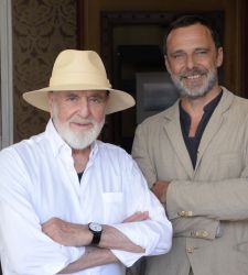 Alessandro Preziosi dirige e interpreta el Rey Lear con obras escénicas de Pistoletto 