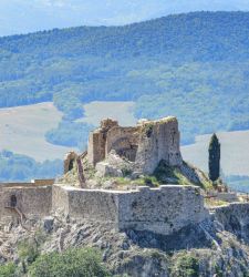 Riaperta la Rocca Aldobrandesca di Castiglione d'Orcia, dopo il restauro e la campagna di scavi