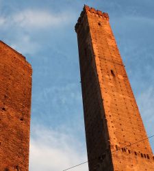 Sul problema della torre della Garisenda. Il punto di vista di Bruno Zanardi