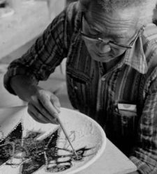 Wifredo Lam, un cubano in Liguria tra ceramica e maghi del mare. Com'è la mostra di Savona