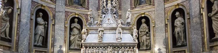 Da Nicola Pisano a Michelangelo in un solo monumento. L'Arca di San Domenico a Bologna