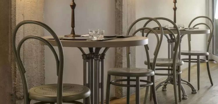 La Sedia Thonet n. 14: l'archetipo della produzione in serie