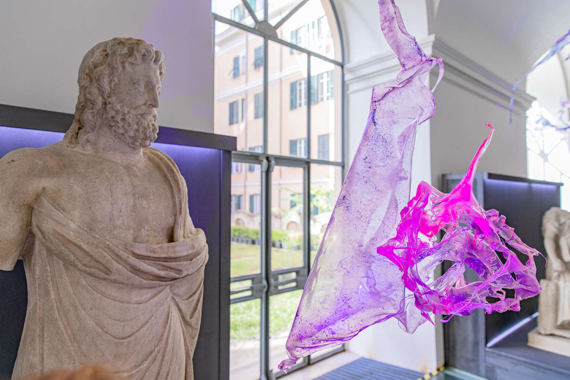 Heavenly engineering against the horrors of war Ukrainian Aljoscha's