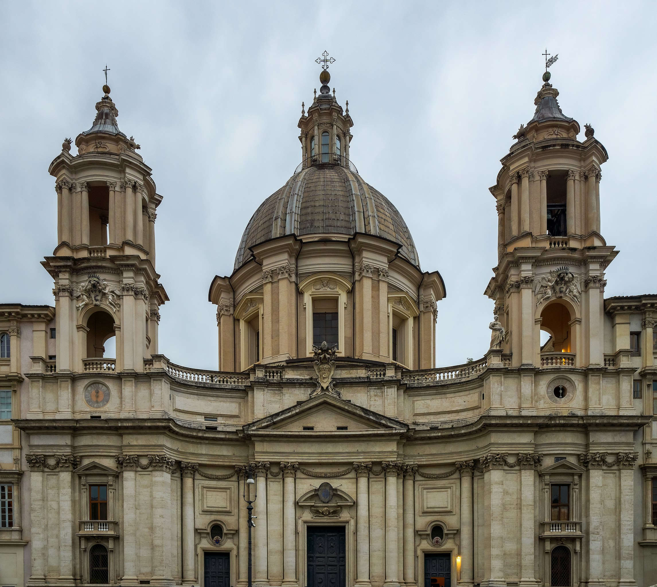 Facade of Sant'Agnese in Agone. Photo: Wikimedia/NikonZ7II