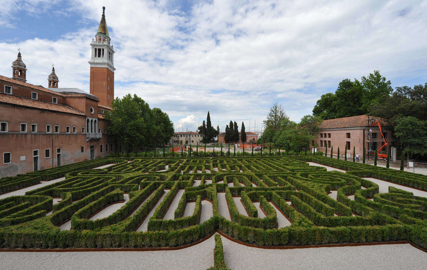 The Borges Labyrinth.