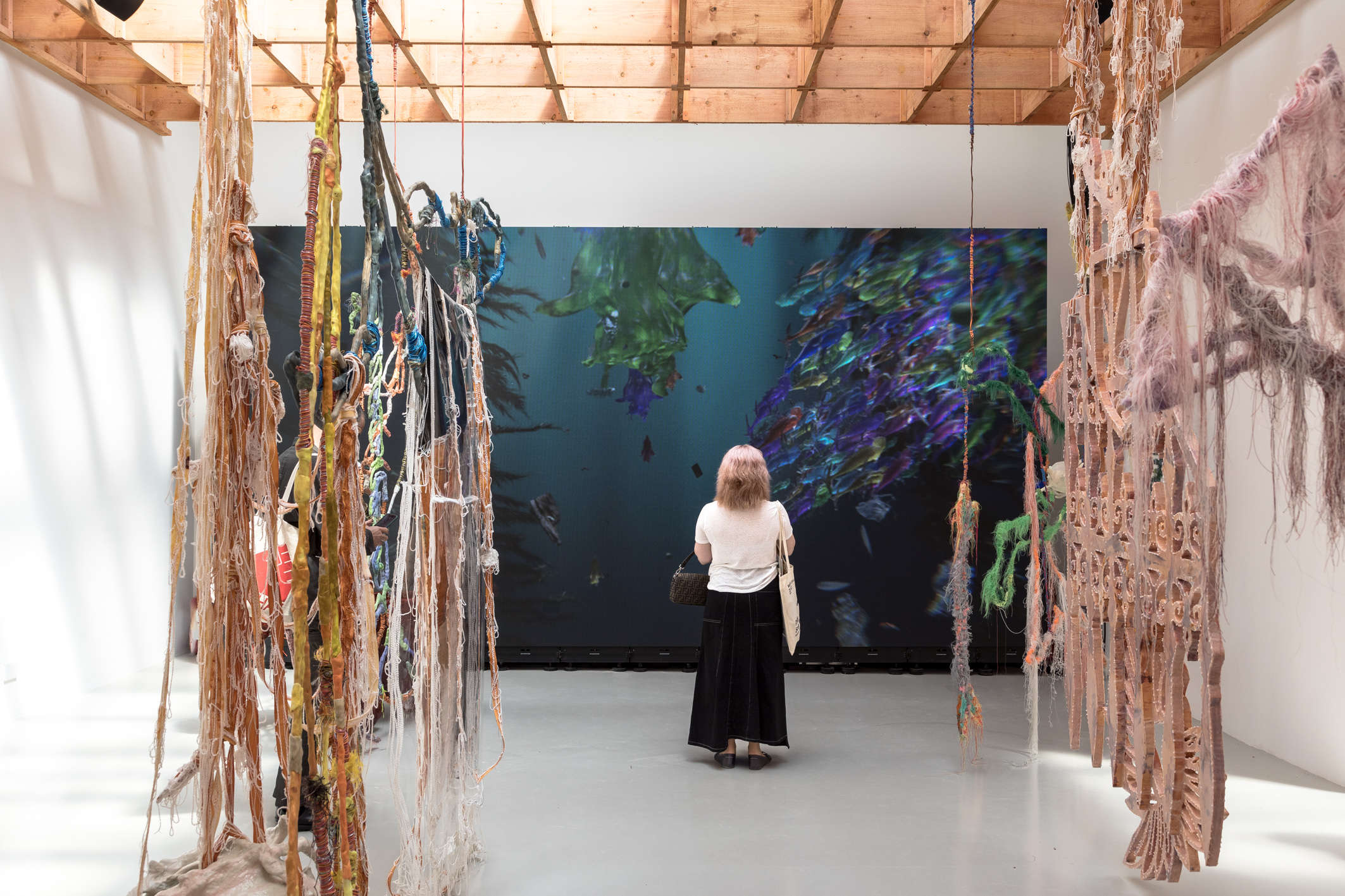 Julien Creuzet, Attila cataracte ta source aux pieds des pitons verts finira dans la grande mer gouffre bleu nous noyâmes dans les larmes marées de la lune (2024). Venice Biennale, 60th edition, Pavilion of France. Photo: Marco Zorzanello