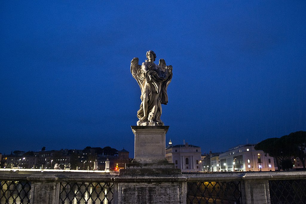 L'un des anges du Ponte Sant'Angelo. Photo : Germano Flauto