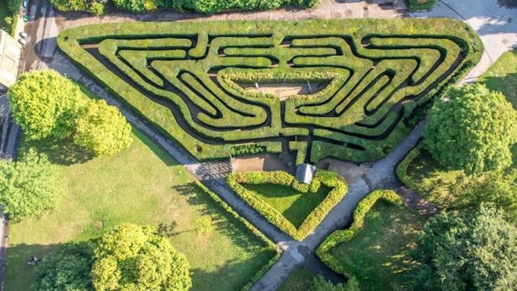 The labyrinth of Hampton Court