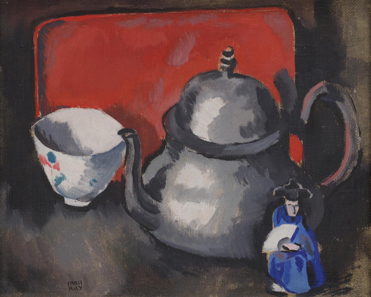 Man Ray, Still Life with Tea Pot (1910; oil on canvas, 20.i9 x 26.2 cm; Philadelphia, Philadelphia Museum of Art) Man Ray, Still Life with Tea Pot (1910; oil on canvas, 20.i9 x 26.2 cm; Philadelphia, Philadelphia Museum of Art)