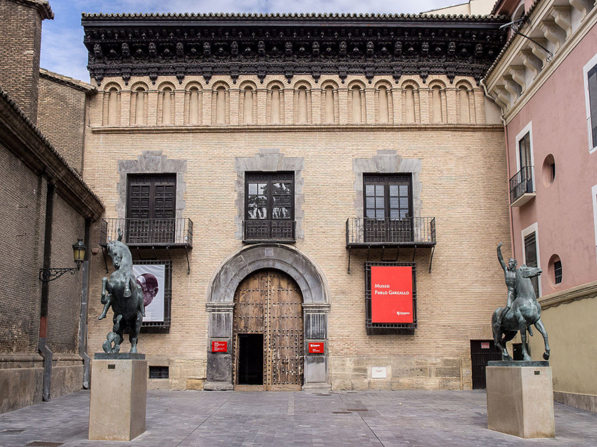 Pablo Gargallo Museum, exterior. Photo by Francis Raher