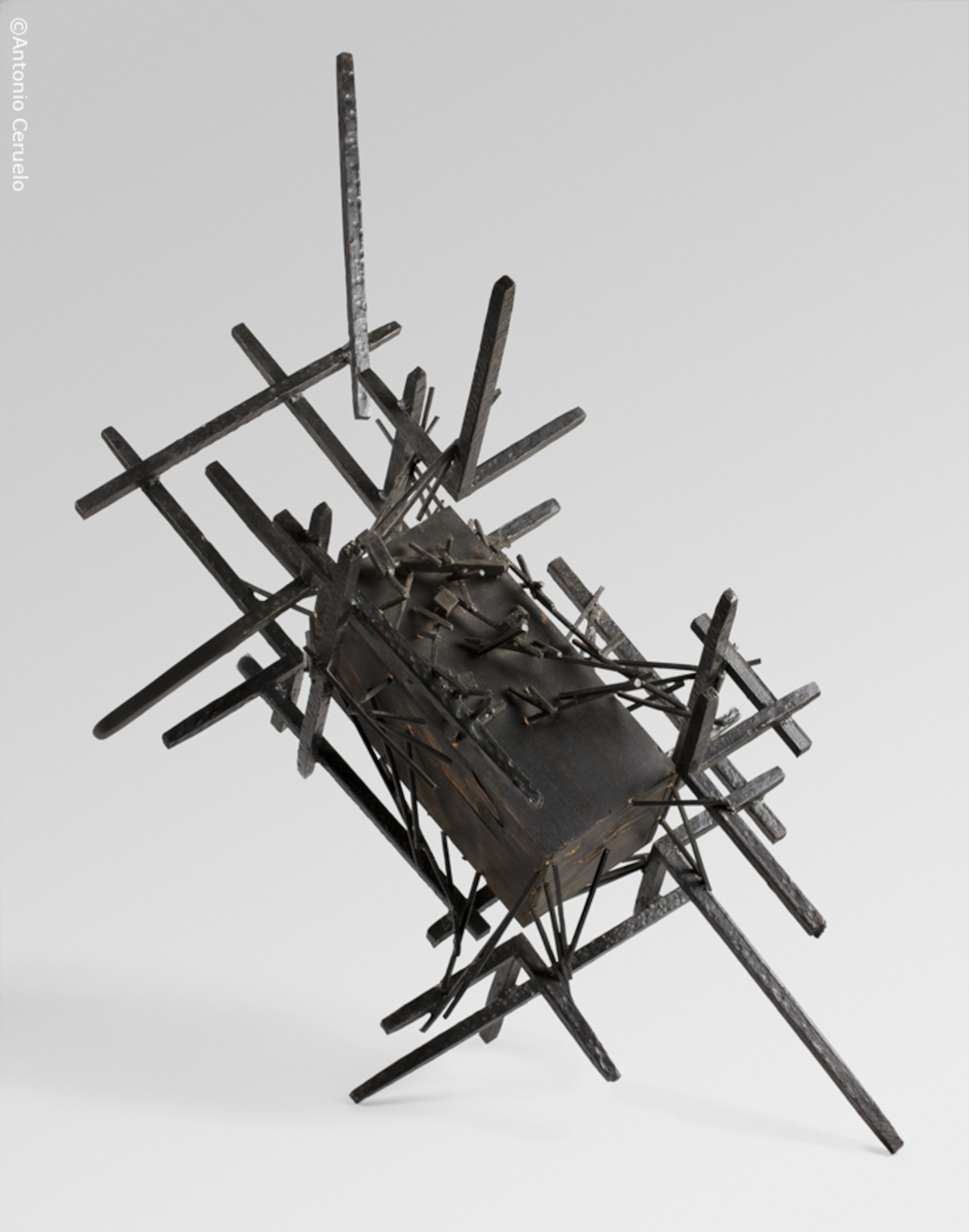 Pablo Serrano, Quema del Objeto (1957-1959; iron and wood, 65 x 132.5 x 78 cm; Zaragoza, Museo Pablo Serrano). Credit IAACC