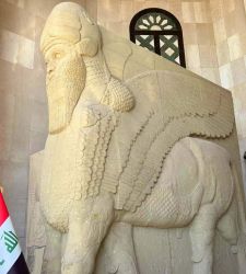 Il Toro di Nimrud distrutto dall'Isis rivive in Iraq grazie ad un intervento dell'Italia