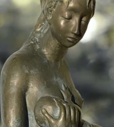 Sur la sculpture de la maternité à Milan : une commission technique doit donner des avis techniques