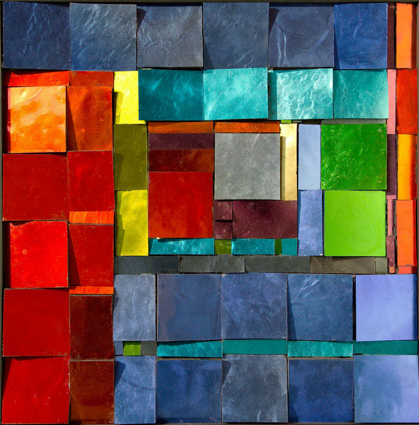 Giulio Candussio, Riflessi in un occhio d'oro (2008; ori colorati, 50 x 50 cm)